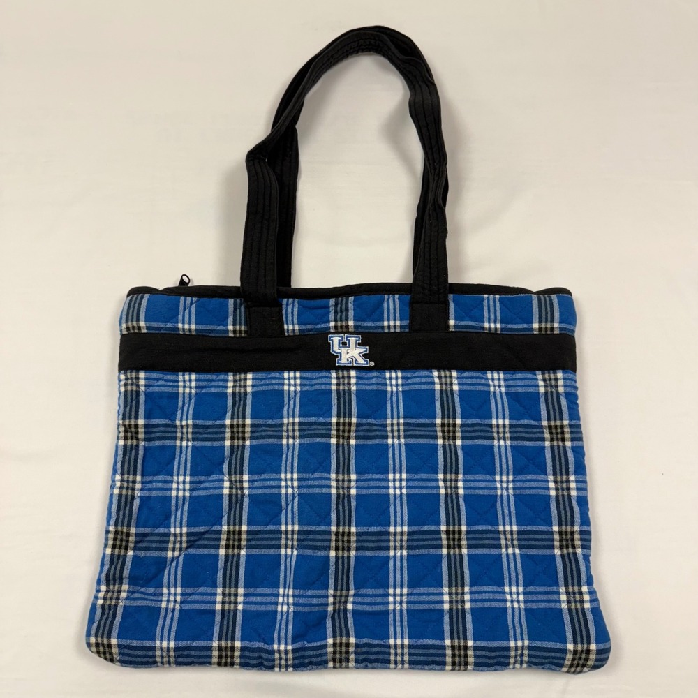Pomegranate Collegiateโ Kentucky Wildcats Plaid Quilted Tote Bag UK Zipper